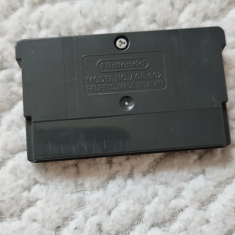 Nintendo Game Boy Advanced 2005 Madden EA Sports Football NFL Y2K